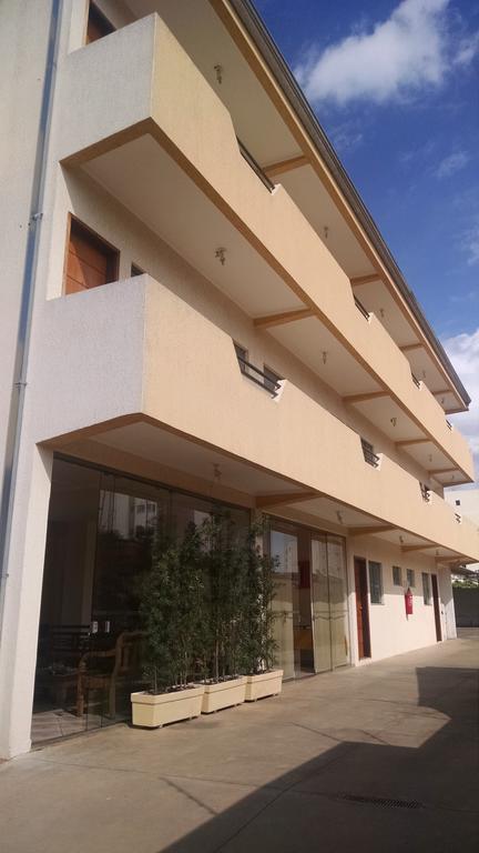 Áries Apart Hotel Bauru Esterno foto